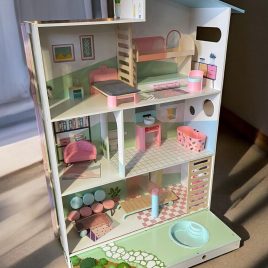 grande maison Barbie