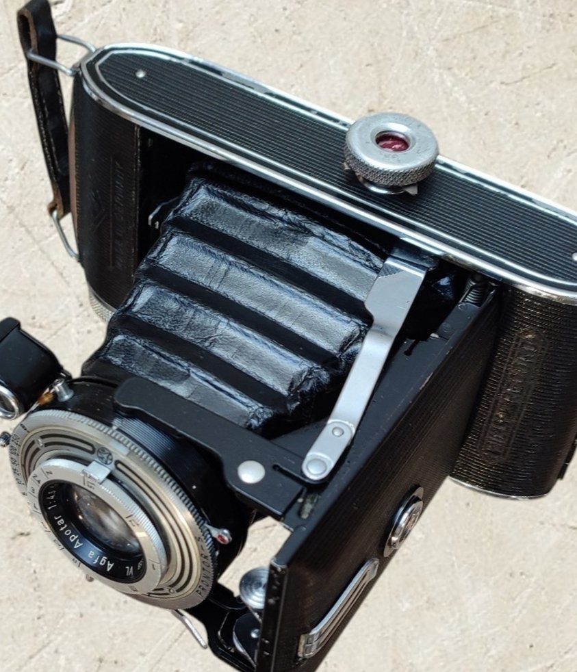 Appareil photo à soufflet.  20892