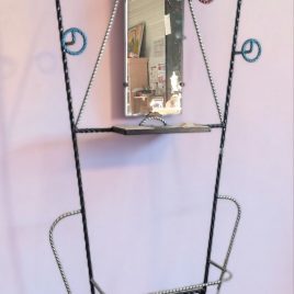 Porte manteau.           19845