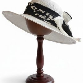 Chapeau.                  22851