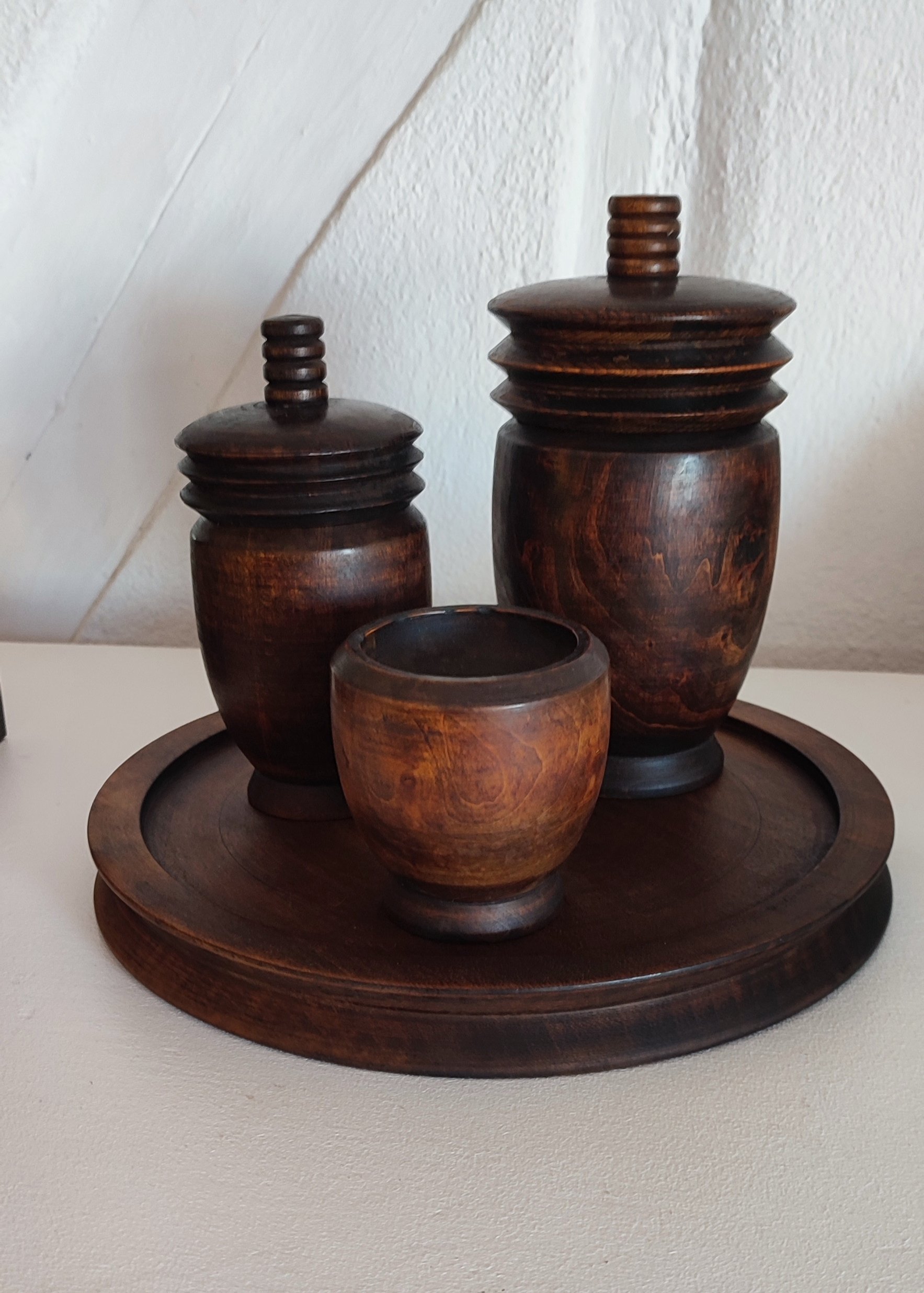 Ensemble pots à tabac.                23389