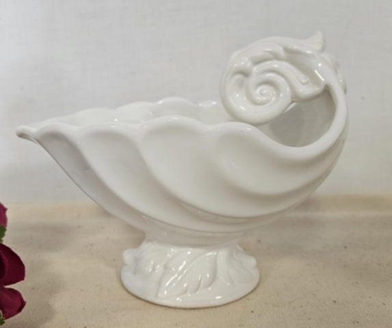 Saucière ancienne.                      23479