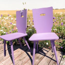 chaises.         26682
